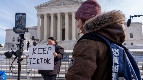 Este viernes, la Corte Suprema escuchó argumentos sobre TikTok.