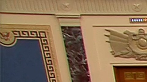 La imagen muestra el total de votos después de que el vicepresidente JD Vance emitió el voto de desempate para confirmar a Pete Hegseth en el cargo de secretario de Defensa.