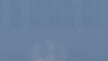 Choque entre un avión comercial y un helicóptero militar deja 67 muertos.