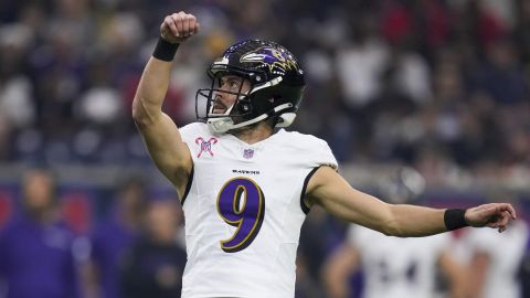 FILE - Baltimore Ravens place kicker Justin Tucker (9) watches his extra point against the Houston Texans during the first half of an NFL football game Wednesday, Dec. 25, 2024, in Houston. (AP Photo/Eric Christian Smith, File)