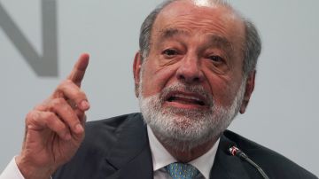 Carlos Slim, el hombre más rico de México, estará en la investidura de Trump