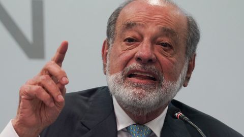 Carlos Slim, el hombre más rico de México, estará en la investidura de Trump