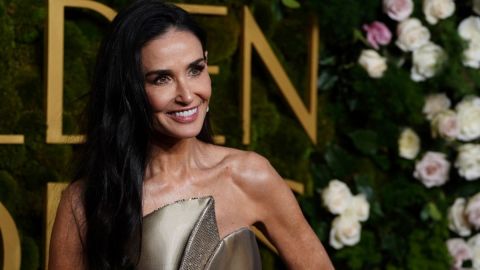 Demi Moore llega a la 82ª edición de los Golden Globes el domingo 5 de enero de 2025, en el Beverly Hilton en Beverly Hills, California.