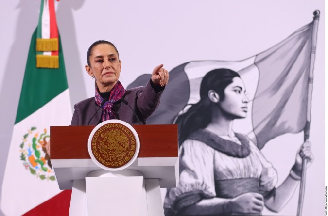 Sheinbaum responde a Trump y le propone llamar “América Mexicana” a EE.UU.