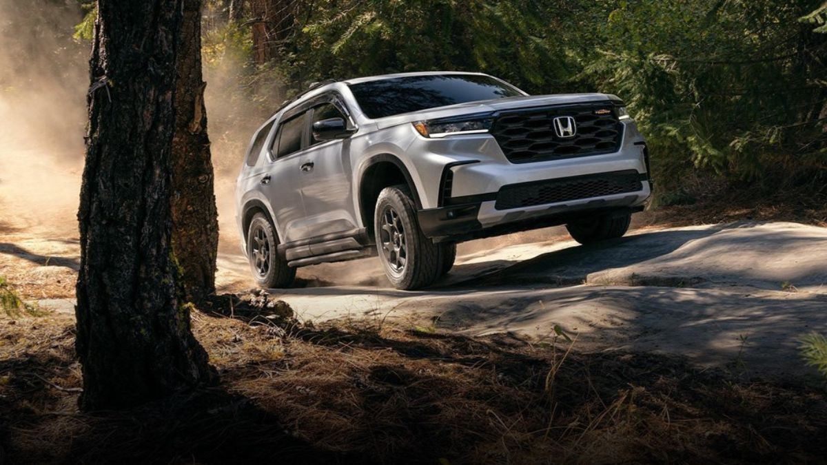 Honda retira 295,000 autos por fallo en software: detalles