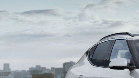 Genesis GV60 2025, rediseño con elegancia