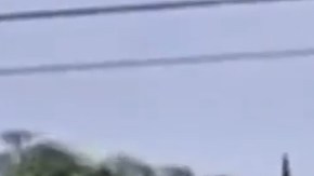 Video muestra el momento en que un carro se va contra los cliclistas que había tomado las calles en Mid-City.