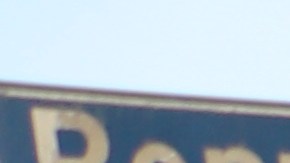 Miembros del movimiento RevCom se manifiestan en Westlake, al oeste de LA.