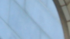 Javier Guerrero de la coalición ANSWER destacó el impacto de los recientes incendios que han afectado la vida de miles de personas.