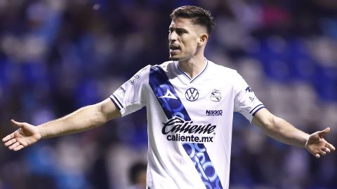 Santiago Ormeño con el Club Puebla.