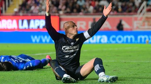 Aguascalientes, Aguascalientes, 17 de enero de 2025. Javier Hernández "Chicharito" en lamento, durante el partido correspondiente a la jornada 2 del torneo Clausura 2025 de la Liga BBVA MX, entre los Rayos del Necaxa y las Chivas Rayadas del Guadalajara, realizado en el estadio Victoria. Foto: Imago7/ Pablo Ramírez