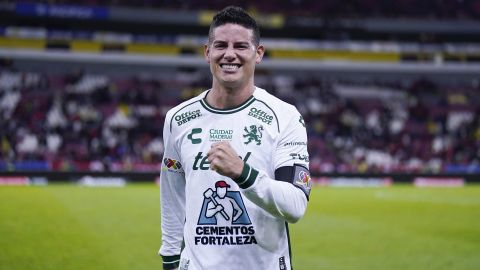 James en su debut con el Club León.