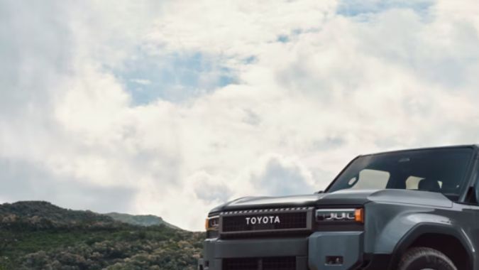 La imponente Toyota Land Cruiser Prado 2025