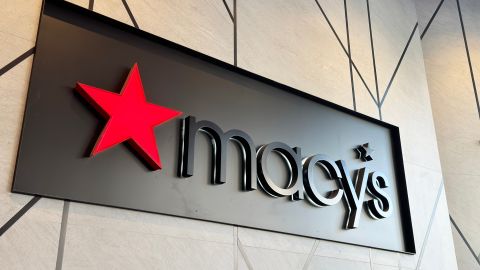 Macy's cerrará 66 tiendas en Estados Unidos.