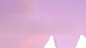 Auli'i Cravalho, a la izquierda, y Dwayne Johnson posan para los fotógrafos a su llegada al estreno en el Reino Unido de Moana 2 el domingo 24 de noviembre de 2024, en un cine del centro de Londres. (Foto por Scott A. Garfitt/Invision/AP)