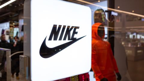 Nike vende a $45 uno de sus mejores zapatos para entrenar