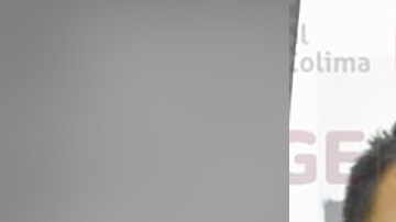 Policías arrestados