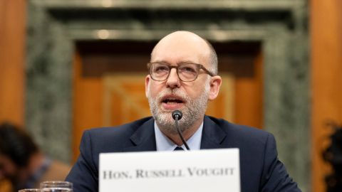 Russell Vought, elegido por el presidente Trump para director de la OMB, compareció ante el Comité de Presupuesto del Senado.