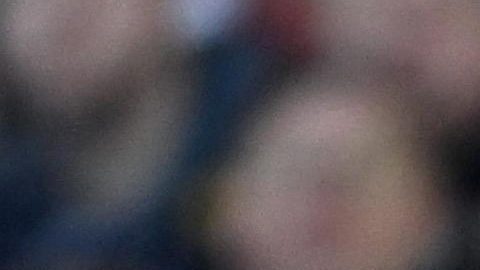 Santiago GIménez durante el partido contra el Utrecht.