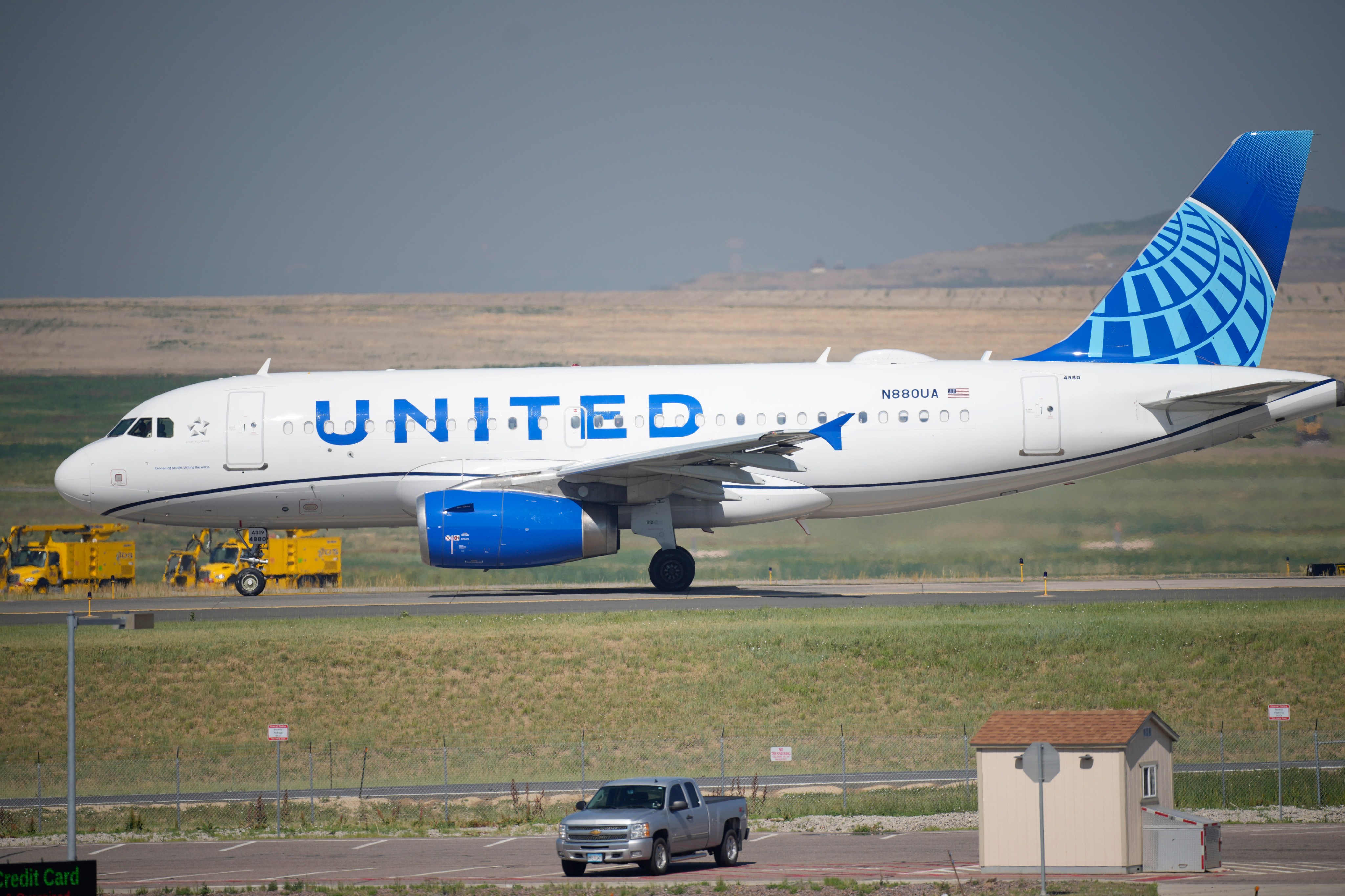 Problemas técnicos durante un vuelo de United de Nigeria a Washington DC deja al menos 38 heridos - La Opinión