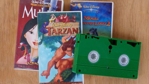 Las versiones especiales de los VHS, en dorado y Black Diamond, suelen tener un precio mucho más alto.