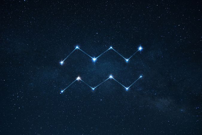 La Luna nueva de enero 2025 se presenta bajo el signo de Acuario.