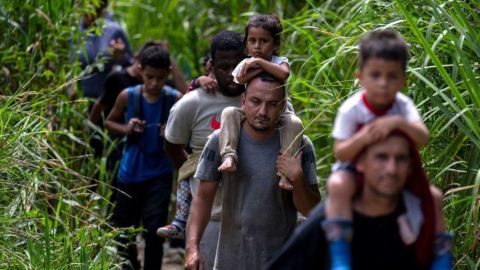 Panamá redujo casi a la mitad el paso de migrantes por la selva del Darién