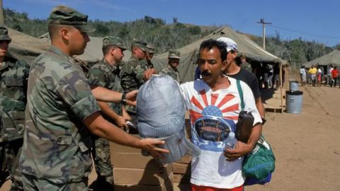 El centro de migrantes de EE.UU. en Guantánamo registró su mayor actividad en la década de 1990, cuando albergó a decenas de miles de cubanos y haitianos.