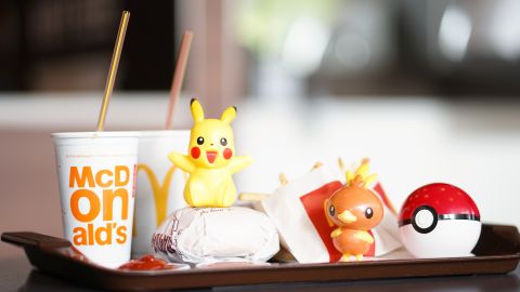 La nueva Cajita Feliz de McDonald's de Pokemon está disponible desde el 21 de enero y continuará hasta agotarse la existencia.