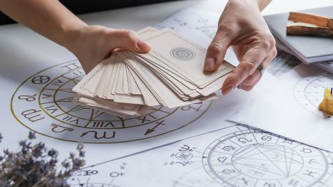 El karma para estos signos es importante en su destino.