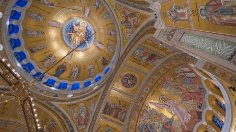 El santoral católico recuerda la vida de personajes que entregaron su vida a la Fe.
