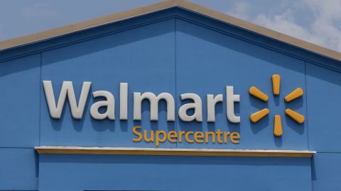 La última vez que Walmart rediseñó su logotipo fue en 2008, cuando convirtió "Wal-Mart" en una sola palabra.
