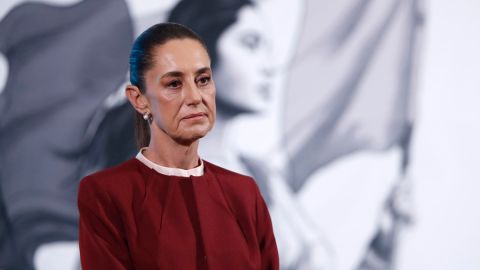 Sheinbaum dice no estar "alarmada" por posibles vuelos espía de EE.UU., pero pedirá explicación