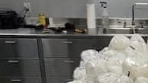 Las autoridades continúan con la investigación para determinar si los detenidos forman parte de una red más amplia de narcotráfico en Texas.