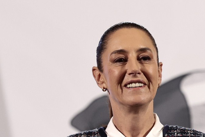 Sheinbaum afirma que "no permitirá el injerencismo" del próximo director de la DEA