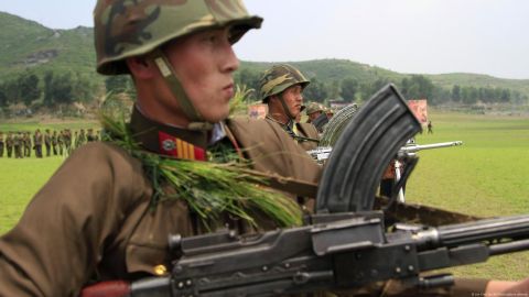 Según Seúl, el ejército norcoreano, tras un paréntesis de un mes, se ha redesplegado en el frente de Kursk, en Rusia.