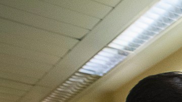 Papa Francisco presenta un cuadro clínico "complejo" y requerirá "hospitalización adecuada"