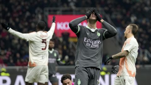 AC Milan's Alvaro Morata reacts after missing a chance during the Serie A soccer match between AC Milan and Roma at the San Siro stadium, in Milan, Italy, Sunday, Dec. 29, 2024. (AP Photo/Antonio Calanni)