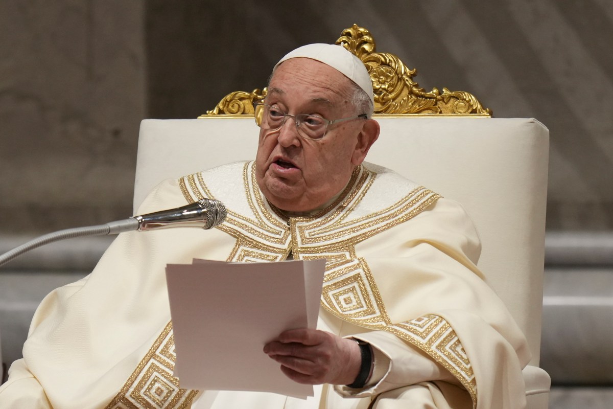 La Opinión Hoy: El Papa Francisco envía un mensaje al mundo desde su ...