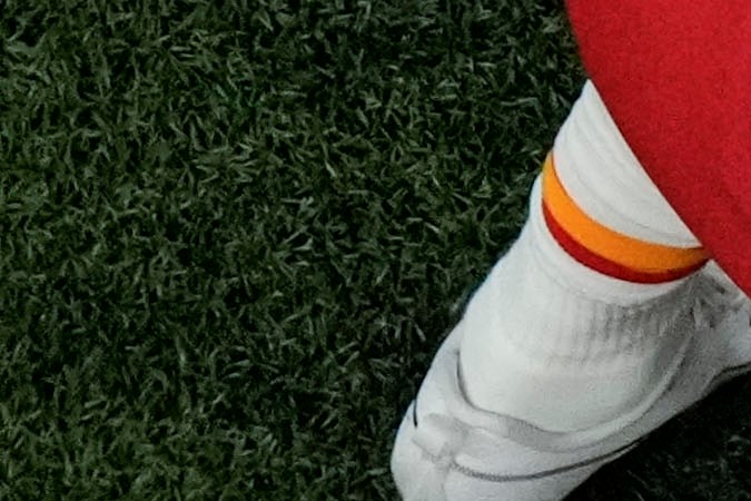 Vista aérea del primer touchdown del Super Bowl en una personal tipo "tush push" del quarterback Jalen Hurts en el primer periodo para los Eagles.