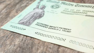 Cheques de estímulo de $5,000 de Donald Trump