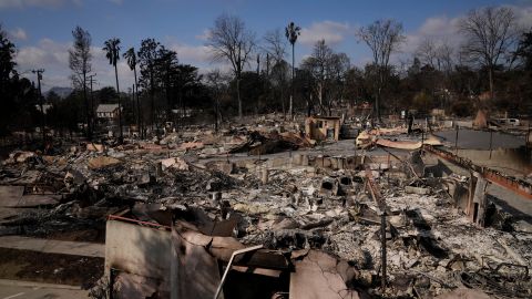 The Eaton Fire leaves devastation in a neighborhood Friday, Jan. 17, 2025 in Altadena, Calif. (AP Photo/Jae C. Hong)