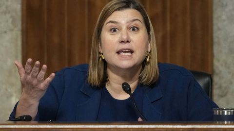 Elissa Slotkin, senadora por Michigan