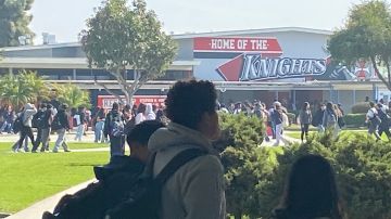 Estudiantes de la secundaria Stephen M. White Middle School, de Carson y millones mas resultarían perjudicados si el presidente Trump recorta fondos a la educación.