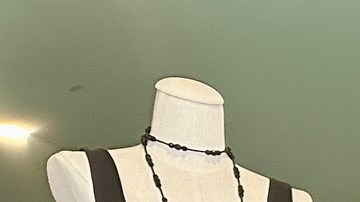 Sandra Bonaparte incursiona en la ropa de segunda manos.