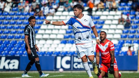 Celaya, Guanajuato, 16 de octubre de 2022. Eduardo Banda en festejo de gol, durante el partido de la jornada 17 del torneo Apertura 2022 de la Liga BBVA Expansión MX, entre los Toros de Celaya y los Correcaminos de la UAT, celebrado en el estadio Miguel Alemán Valdés. Foto: Imago7/ Richard Voguel