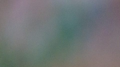 Santiago Giménez celebra un gol co la selección de México.