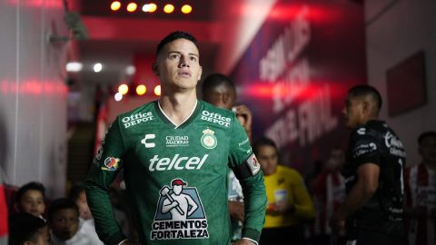 San Luis Potosí, San Luis Potosí, 16 de febrero de 2025. James Rodriguez, durante el partido correspondiente a la jornada 7 del torneo Clausura 2025 de la Liga BBVA MX, entre el Atlético San Luis y los Esmeraldas del León, realizado en el estadio Alfonso Lastras. Foto: Imago7/Sebastián Laureano Miranda