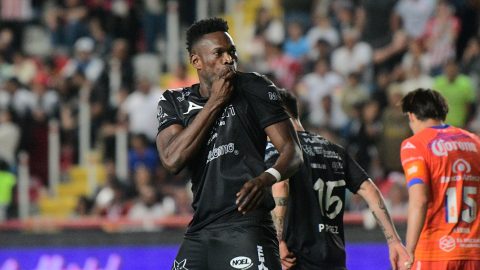Necaxa ganó 3-1 ante Mazatlán.