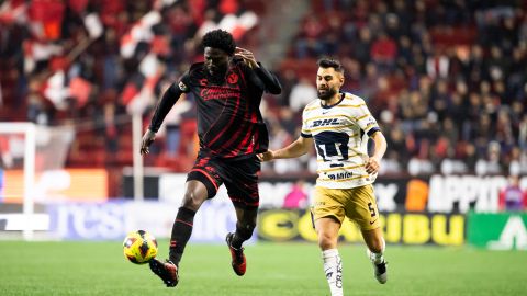 Tijuana, Baja California 25 de febrero de 2025. Shamar Nicholson, durante el partido correspondiente a la jornada 9 del torneo Clausura 2025 de la Liga BBVA MX, entre los Xolos de Tijuana y los Pumas de la UNAM, realizado en el estadio Caliente. Foto: Imago7/Alejandro Gutiérrez Mora